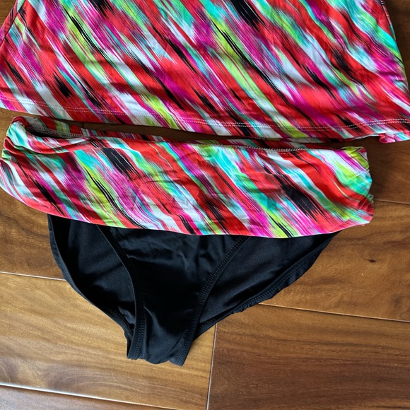 Cole of California Tankini and Bottom Swim Set size M/L - Picture 2 of 5